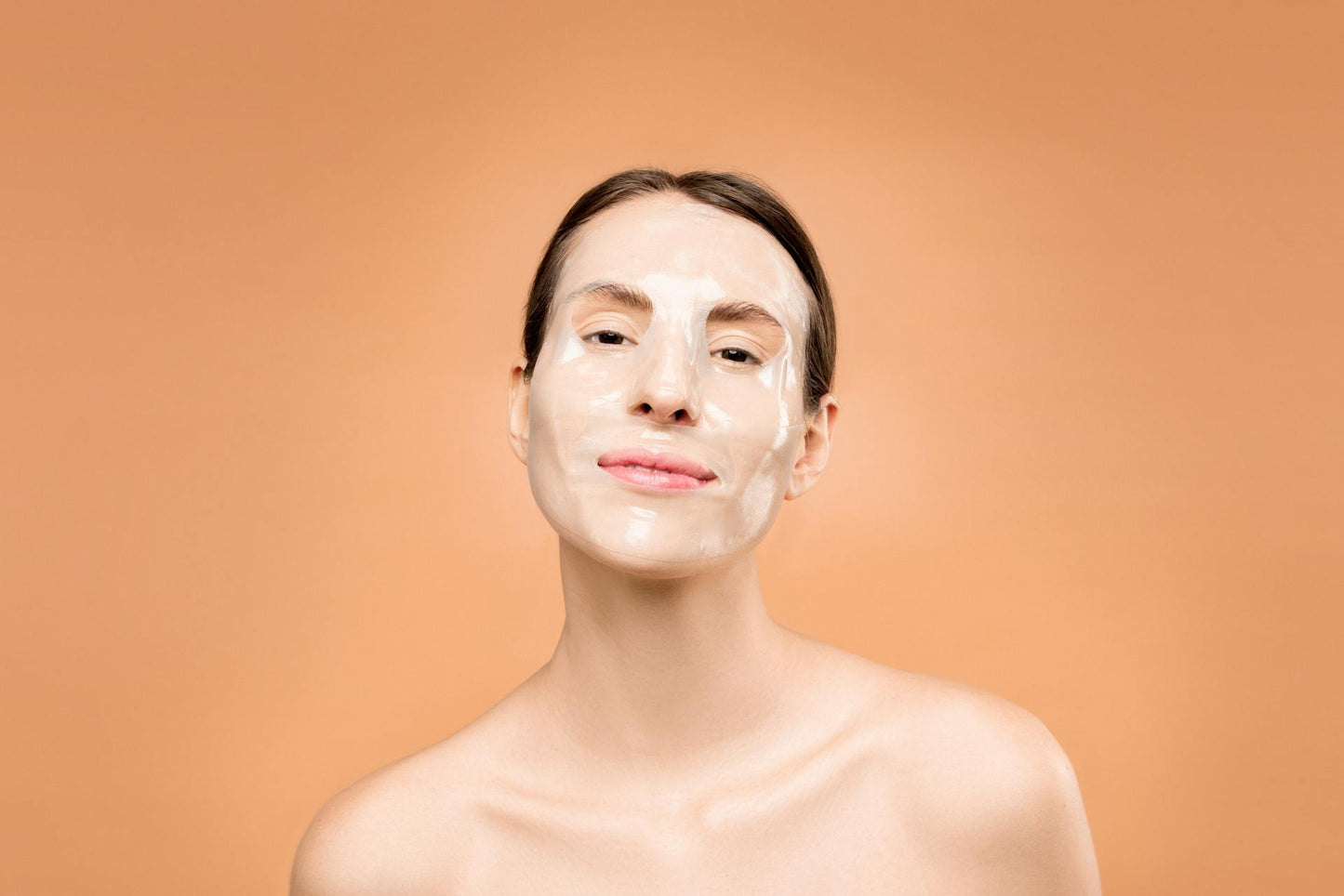 Peau lissée et sculpt after Gua Sha Rose Quartz AuraGlow