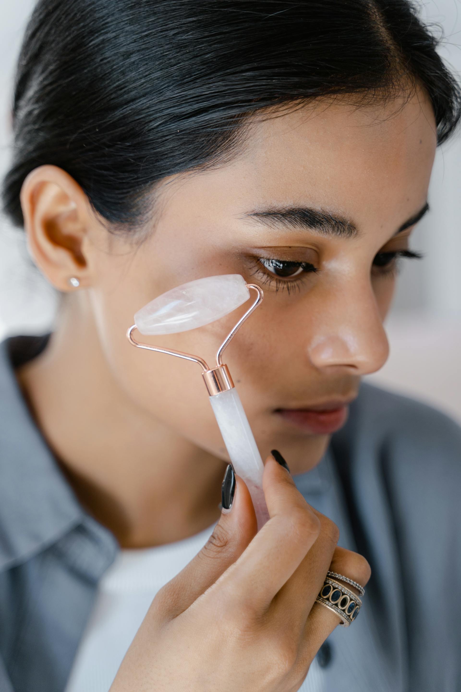 Application Ice Roller — décongestionnement regard et joues